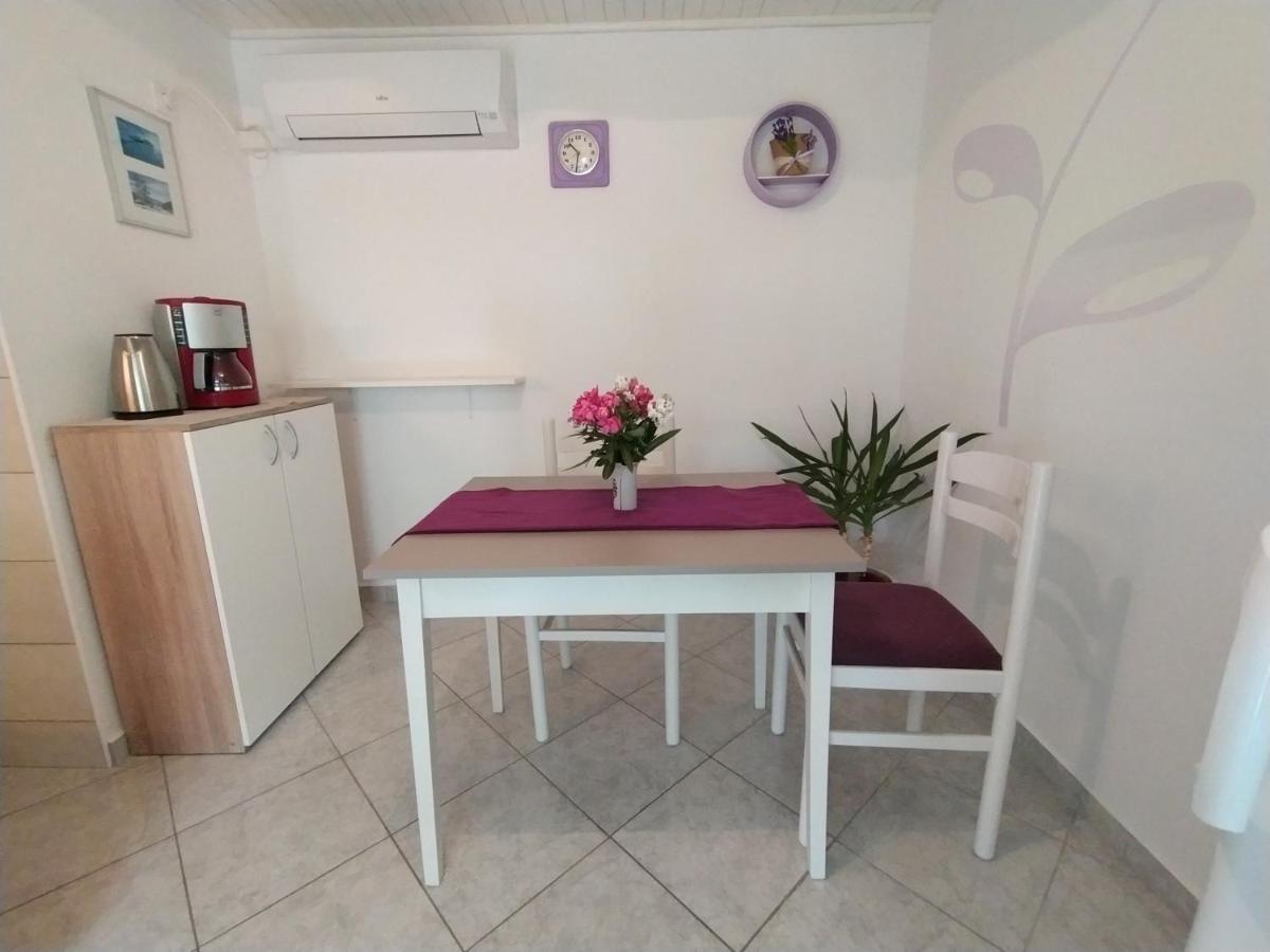 Apartments Dario 克尔克 外观 照片